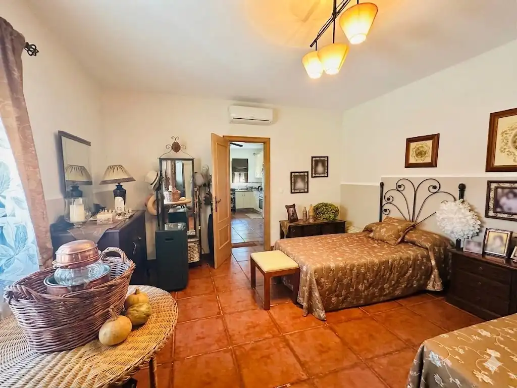 Bedroom of Houses for sale in Mérida  with Storage room, Swimming Pool and Community pool