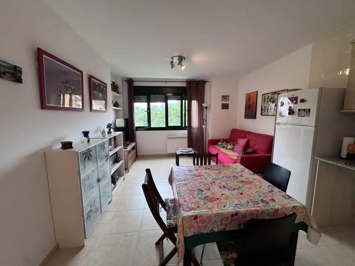 Sala de estar de Apartamento en venta en Llanes con Calefacción, Terraza y Trastero