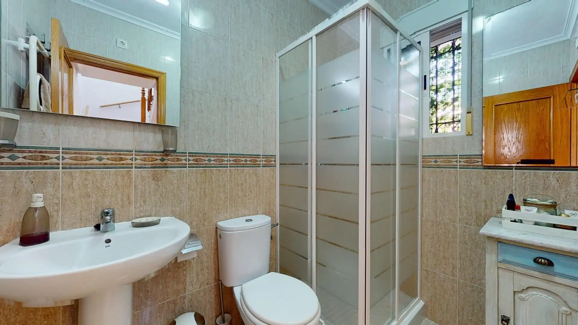 Baño de Casa adosada en venta en San Pedro del Pinatar con Aire acondicionado, Terraza y Trastero