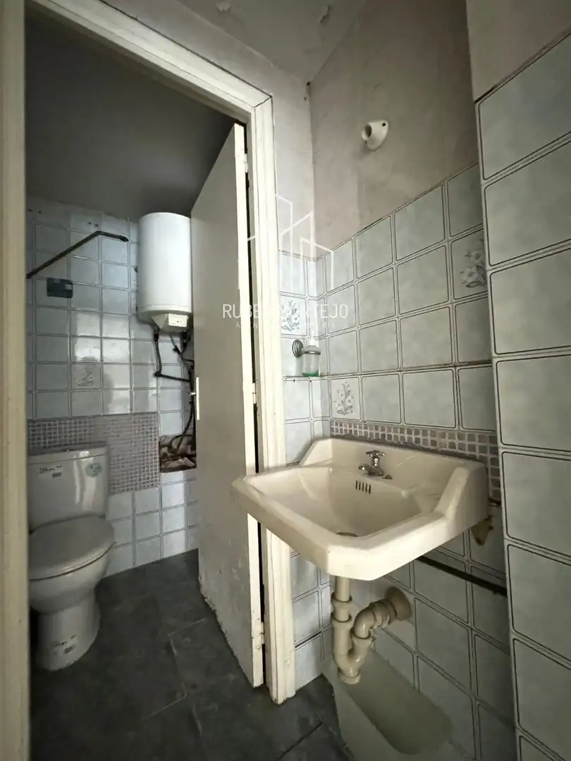 Local comercial de lloguer a Gomez Ulla, imagen 13