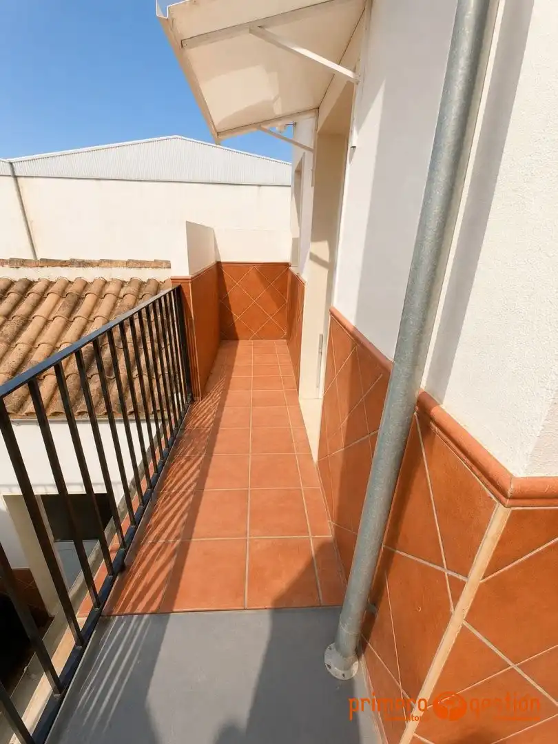 Balcony of Houses for sale in La Luisiana  with Air Conditioner, Heating and Terrace