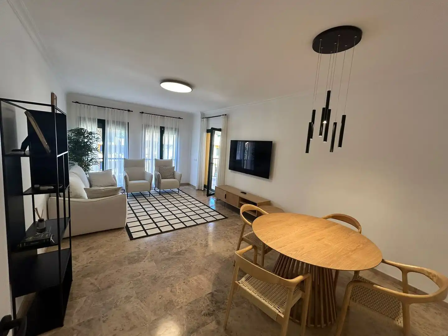 Living room of Apartments for rent in Marbella  with Air Conditioner, Terrace and Swimming Pool