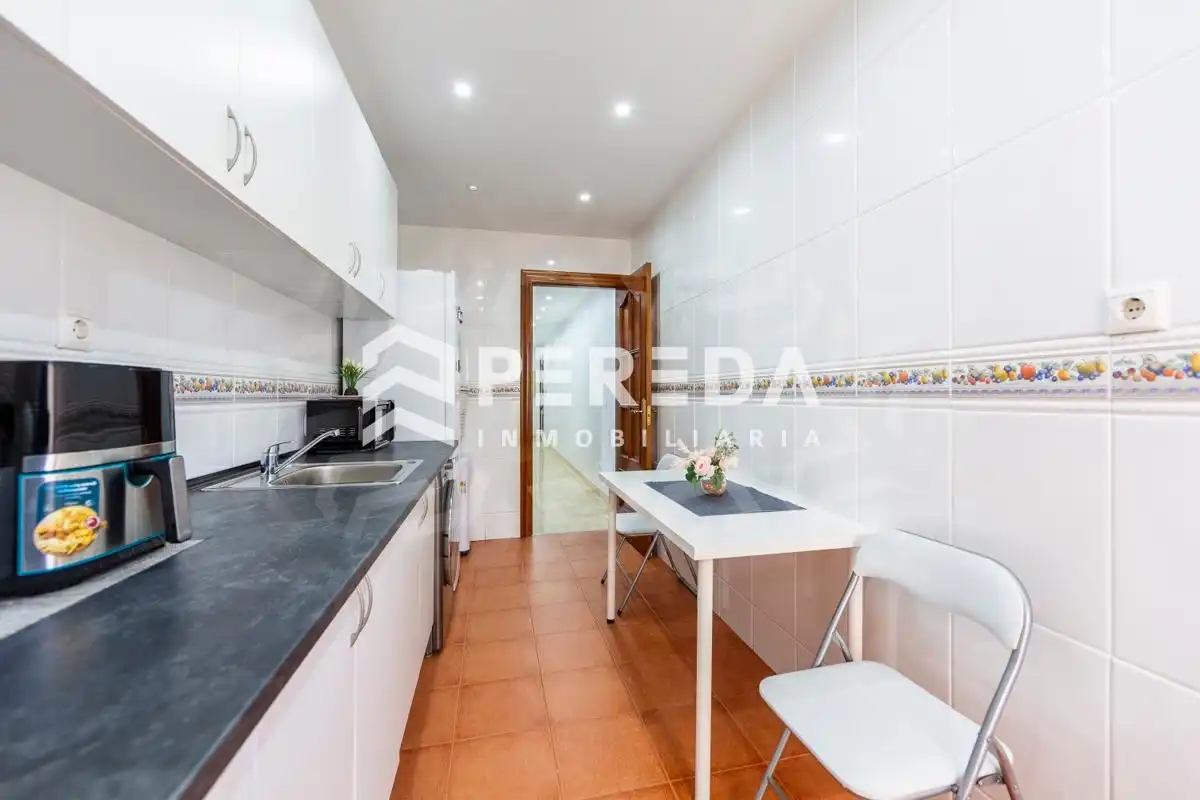 Cocina de Apartamento en venta en Roquetas de Mar con Aire acondicionado y Terraza