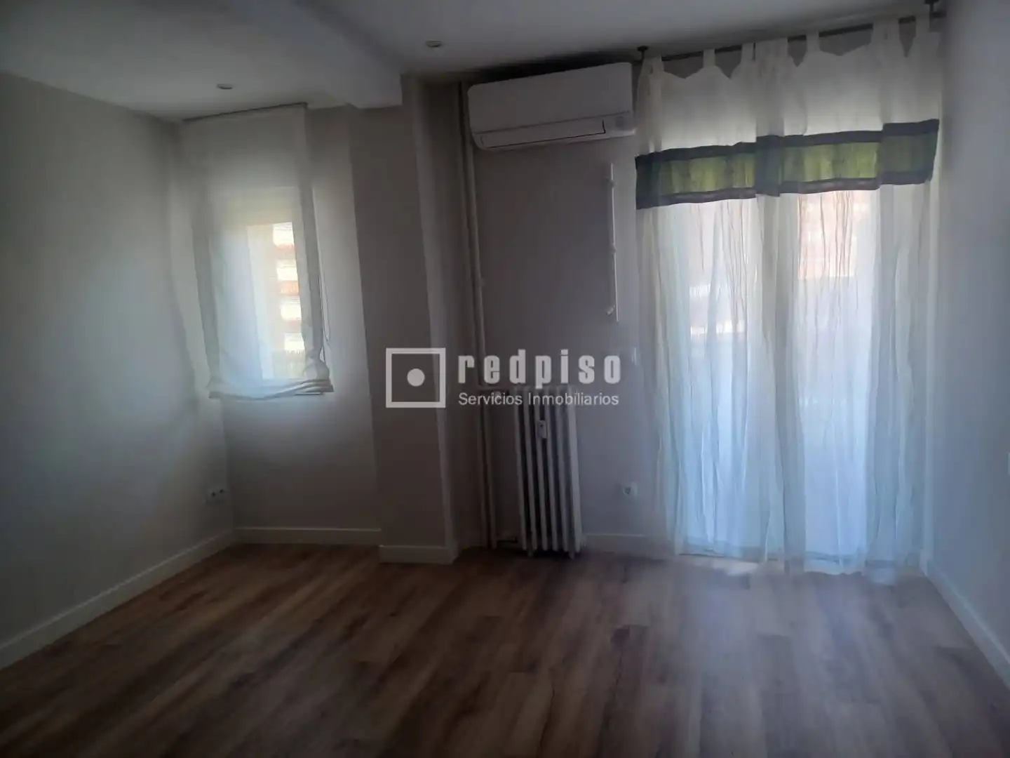 Bedroom of Flat for rent in Madrid  with Air Conditioner, Heating and Terrace