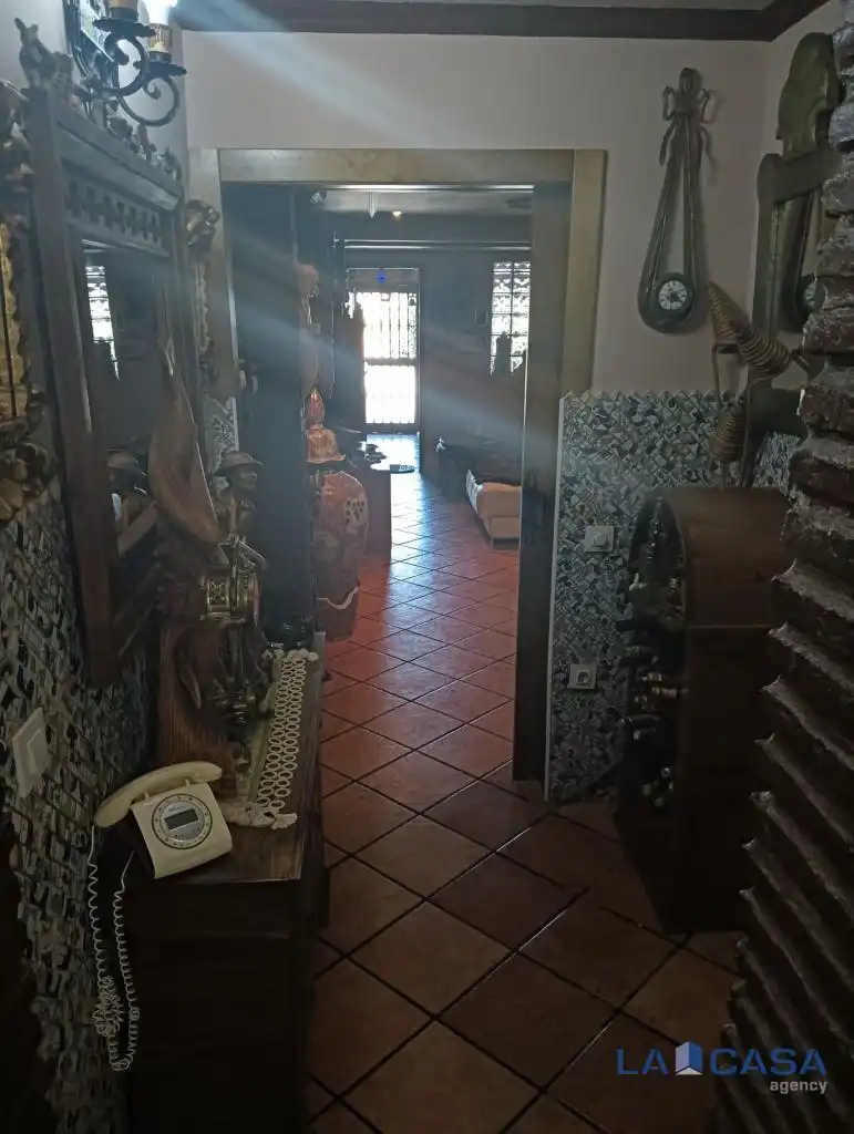 Casa adosada en venda en Algeciras amb Terrassa i Balcó