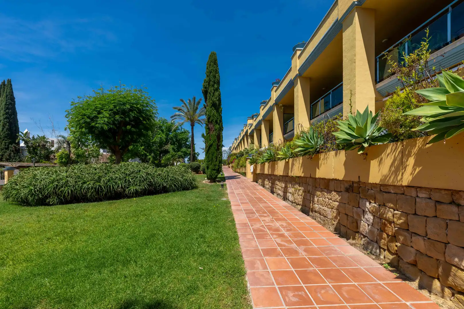 Garden of Ground floor for sale in Marbella  with Air Conditioner, Heating and Terrace