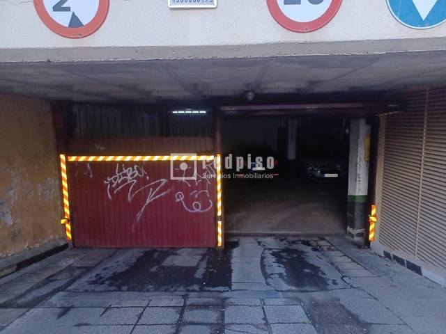 Garaje en Venta en de Emilio Ferrari en Pueblo Nuevo