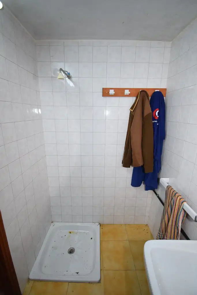 Bany de Casa o xalet en venda en Pontedeume amb Calefacció, Jardí privat i Moblat