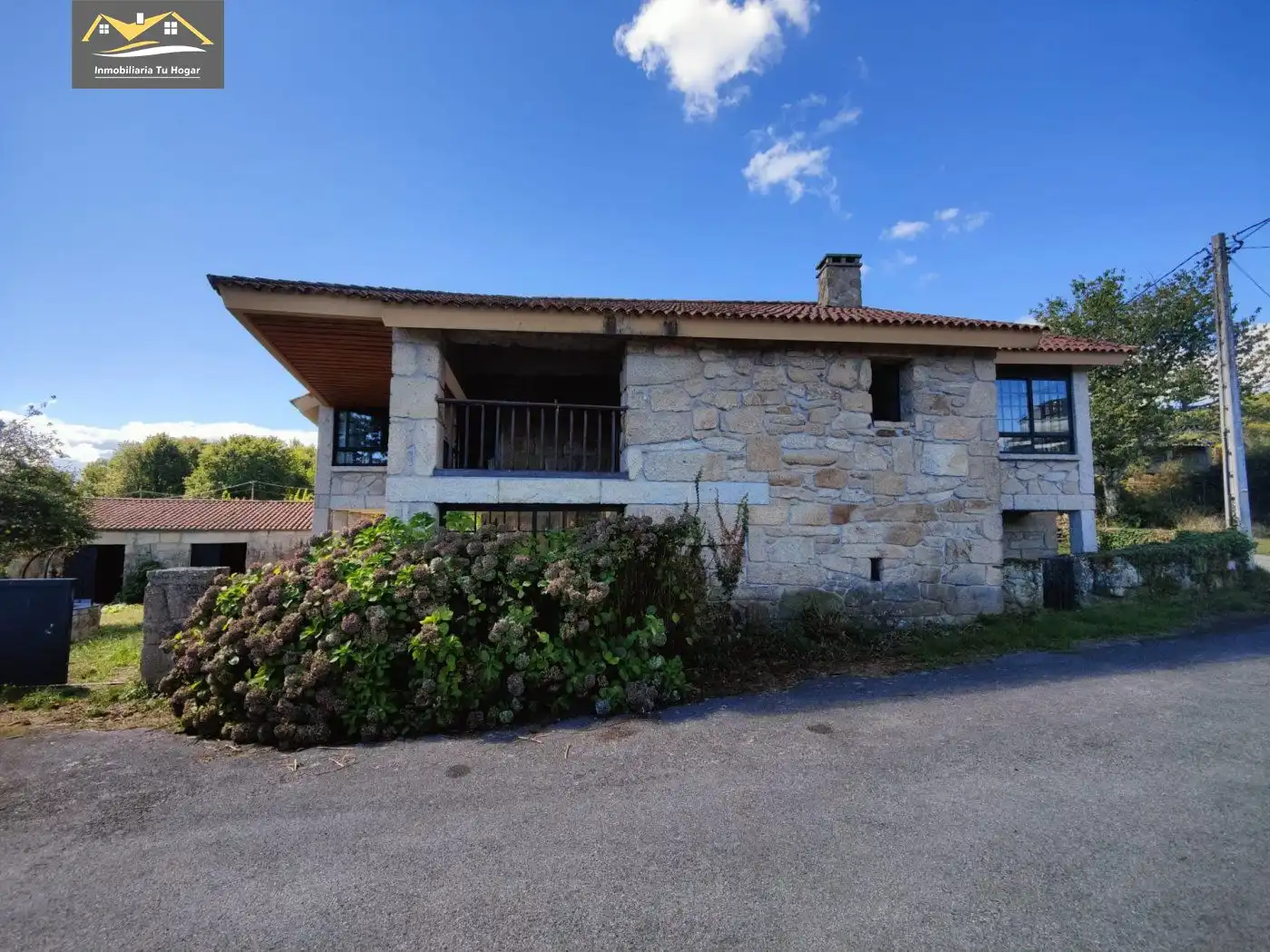 Exterior view of Houses for sale in Coles  with Heating, Private garden and Terrace
