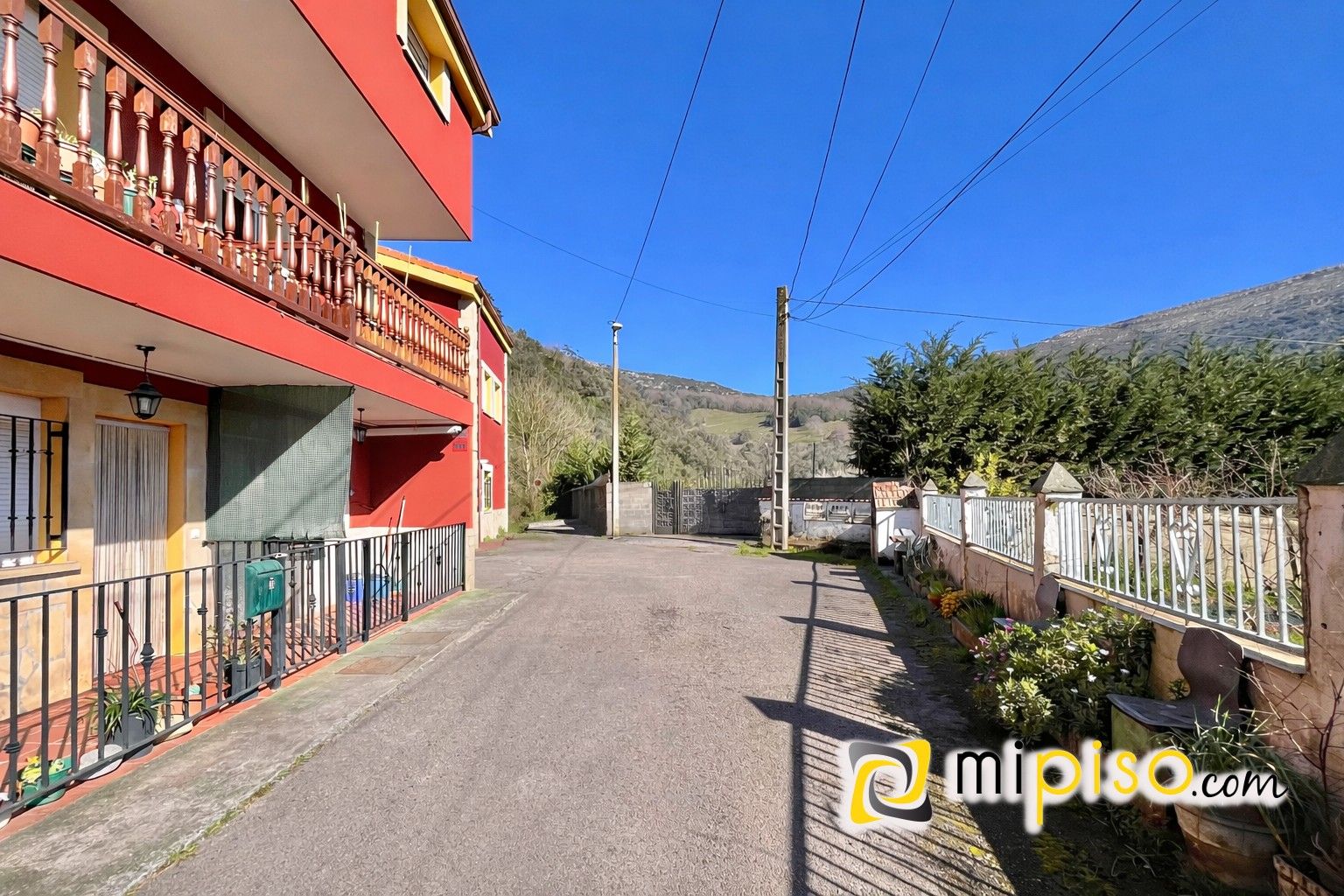 Single-family semi-detached for sale