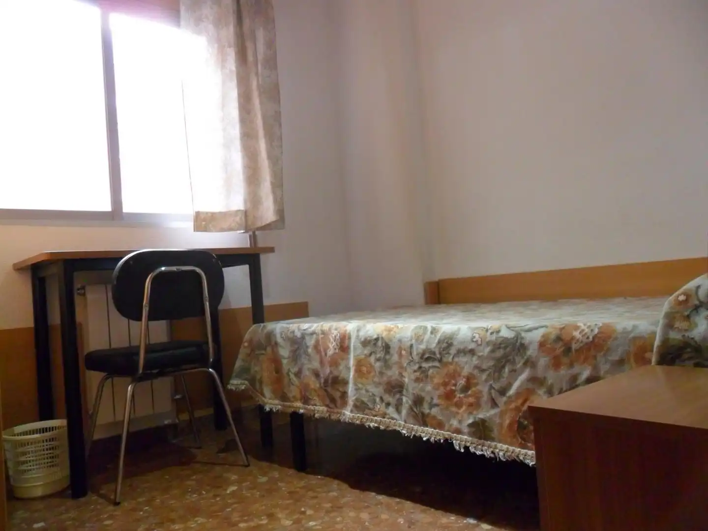 Flat for rent in Plaza de Toros