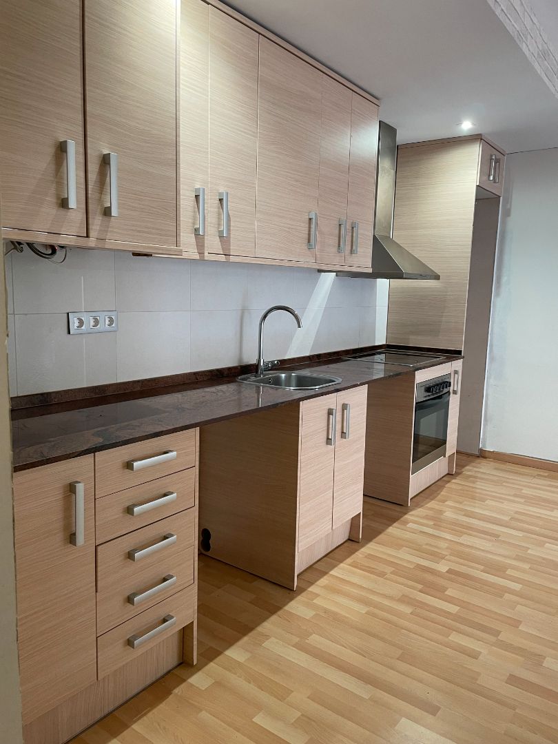 Cuina de Estudi en venda en Reus amb Aire condicionat, Parquet i Terrassa