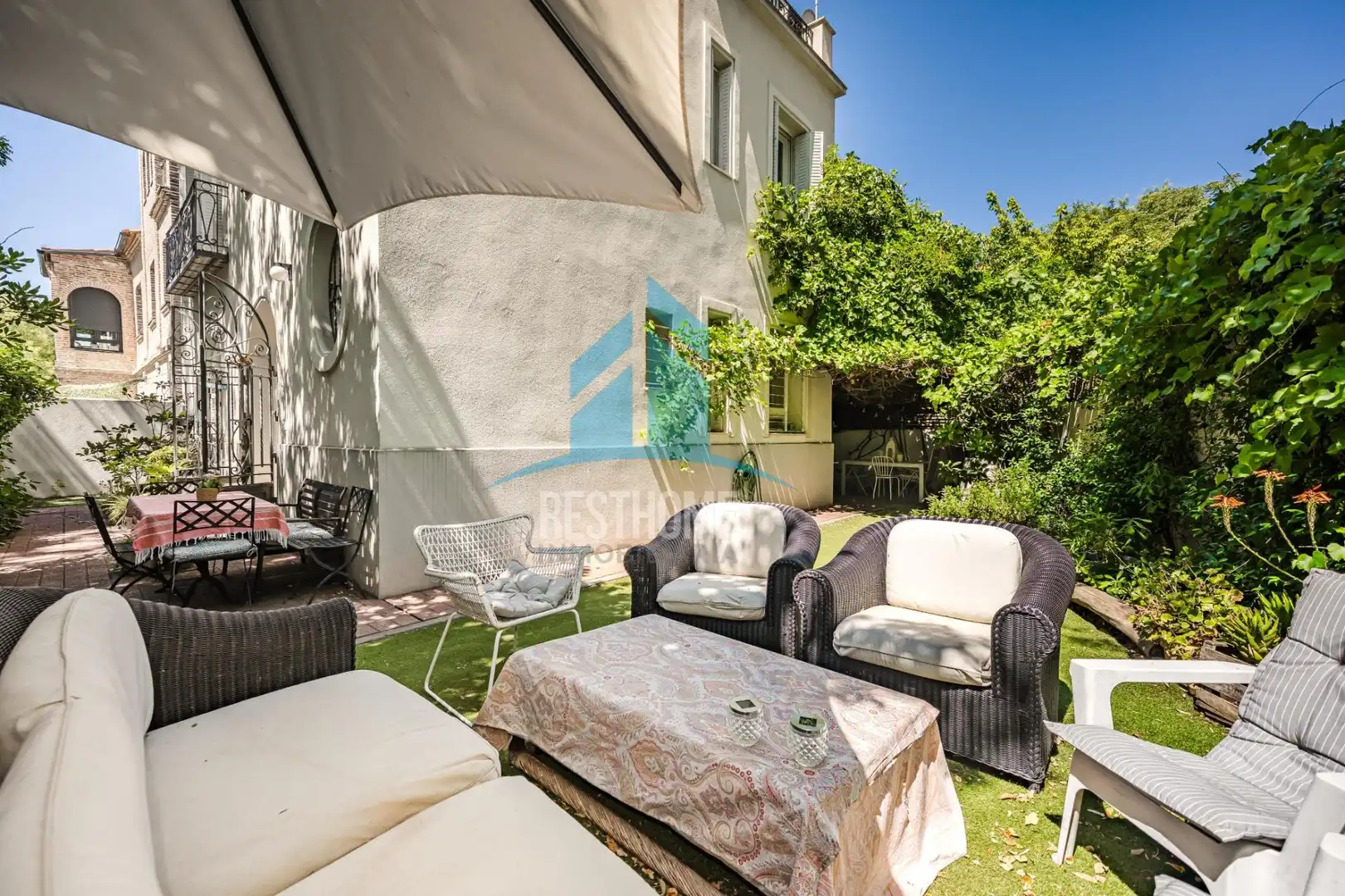 Terraza de Casa o chalet en venta en Madrid con Calefacción, Jardín privado y Parquet
