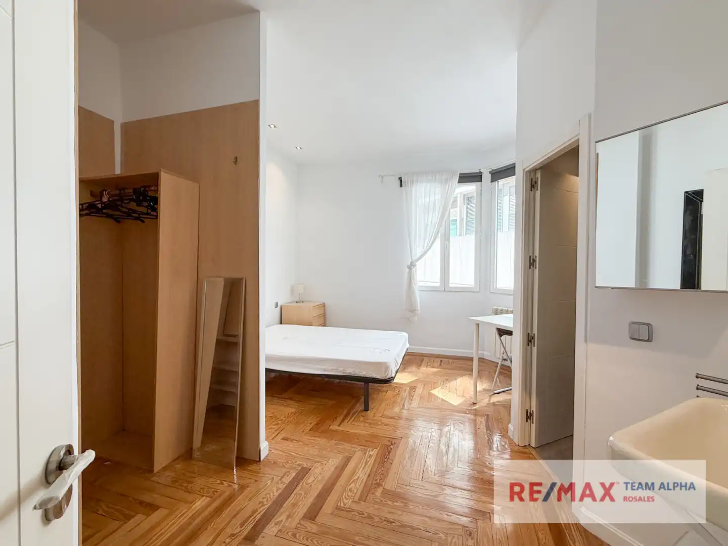 Habitación de Piso de alquiler en Madrid con Aire acondicionado, Calefacción y Parquet