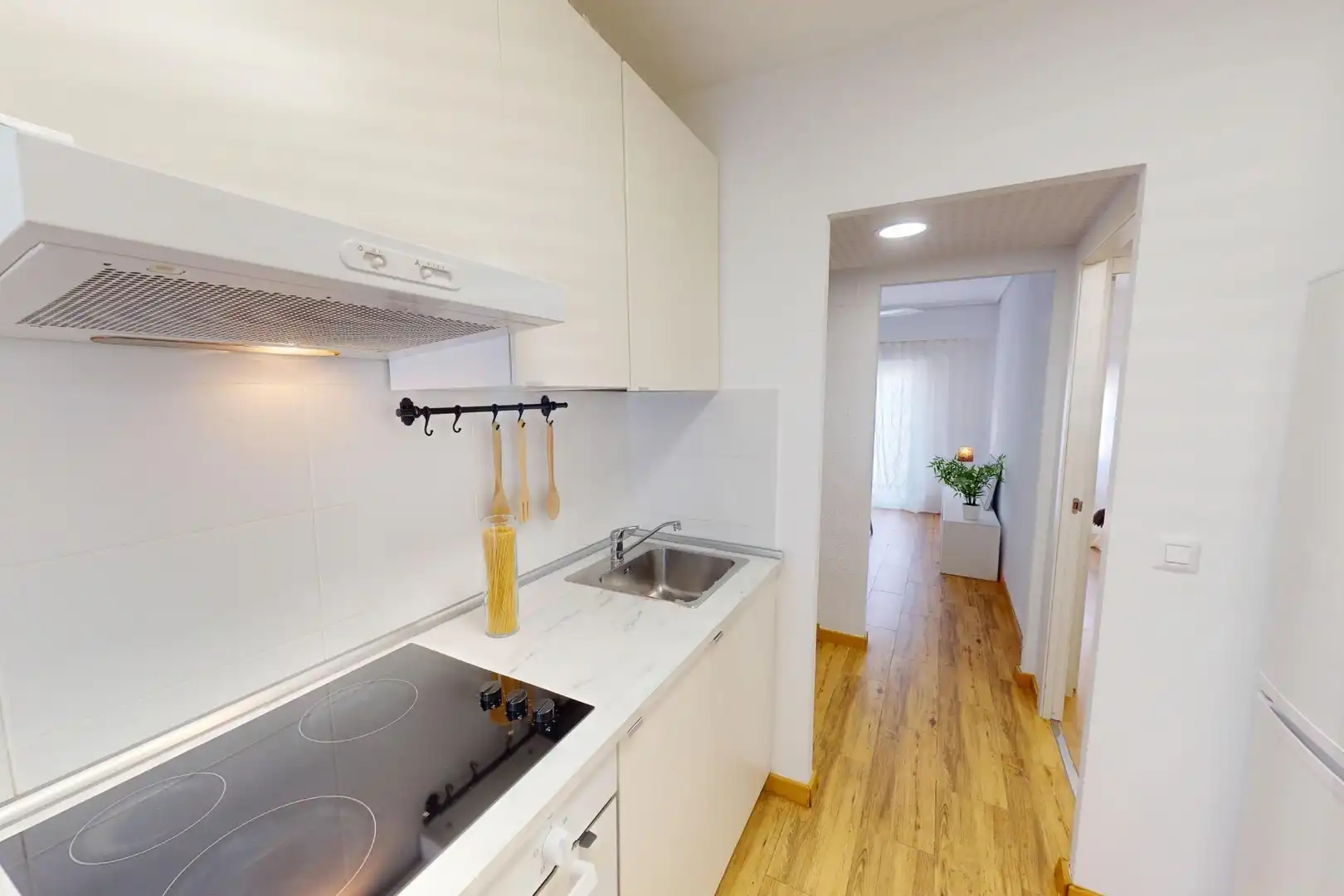 Küche von Wohnung zum Verkauf in Valencia mit Balkon