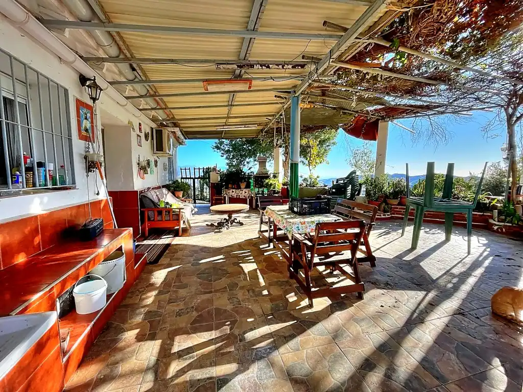 Terraza de Finca rústica en venta en Macharaviaya con Jardín privado, Terraza y Amueblado