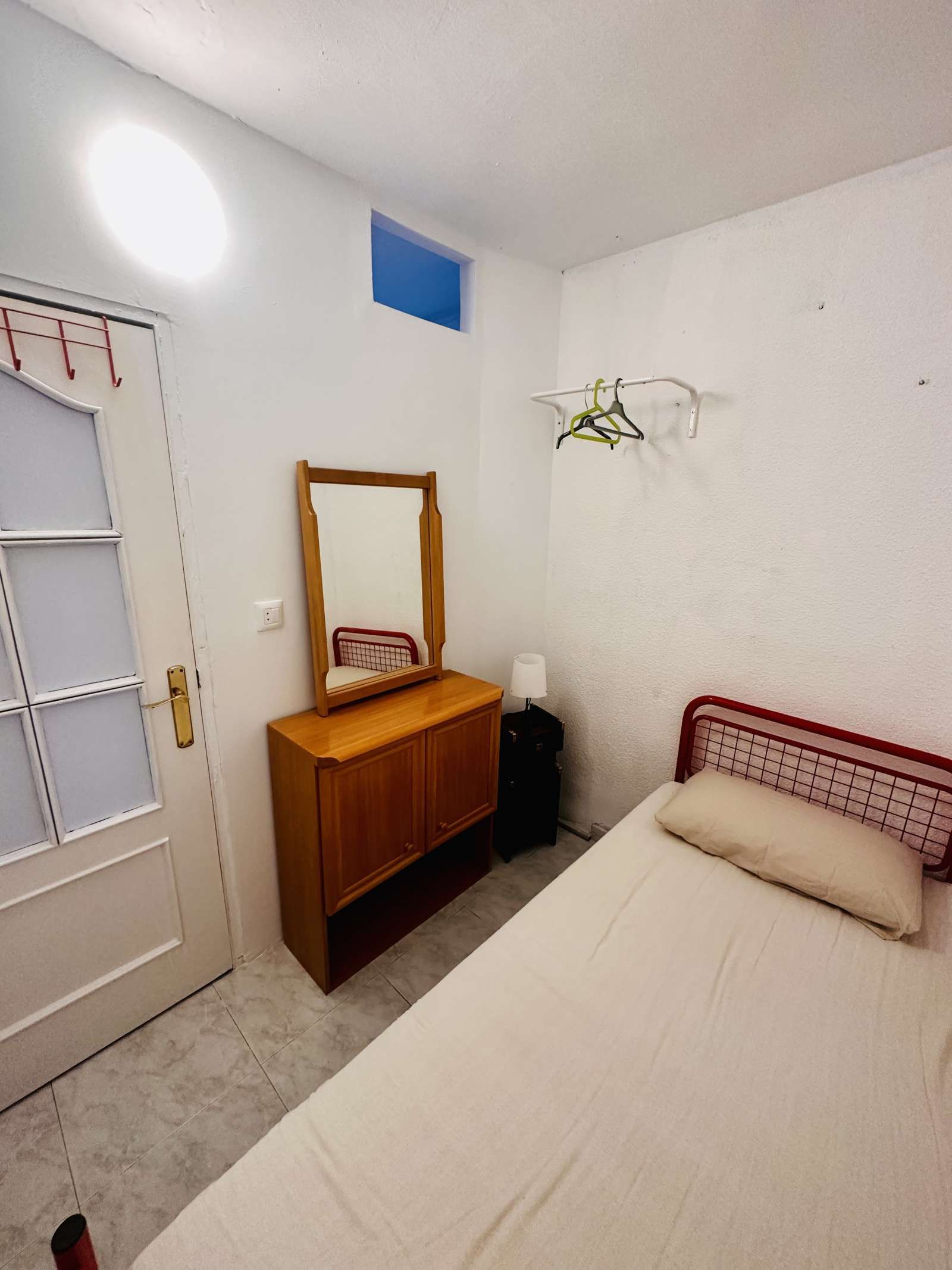 Piso para compartir en Palomeras Sureste