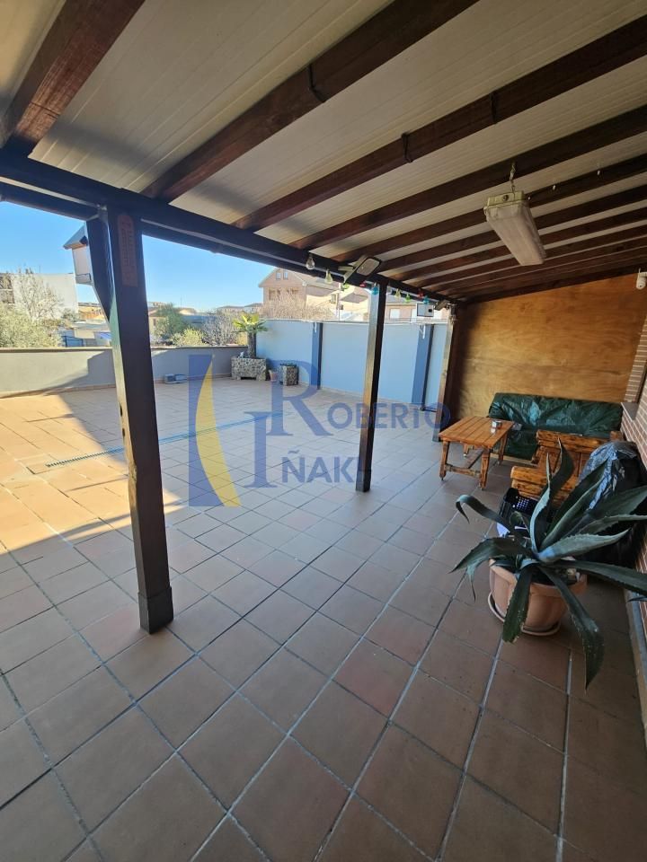 Terrace of Flat for sale in Valencia de Don Juan  with Heating, Parquet flooring and Terrace