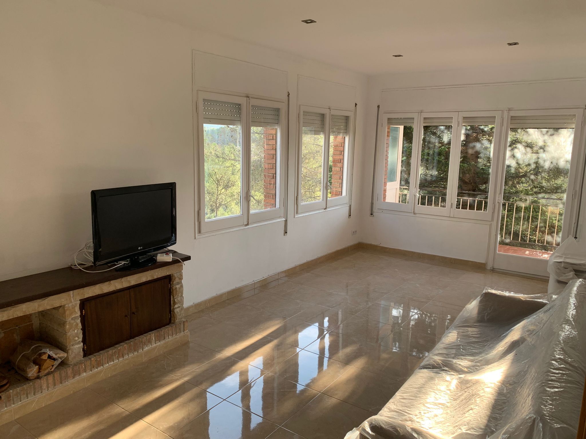 Living room of House or chalet for sale in Sant Esteve Sesrovires  with Private garden, Terrace and Storage room