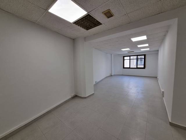 Oficina en Venta en Bidebarrieta Kalea en Eibar