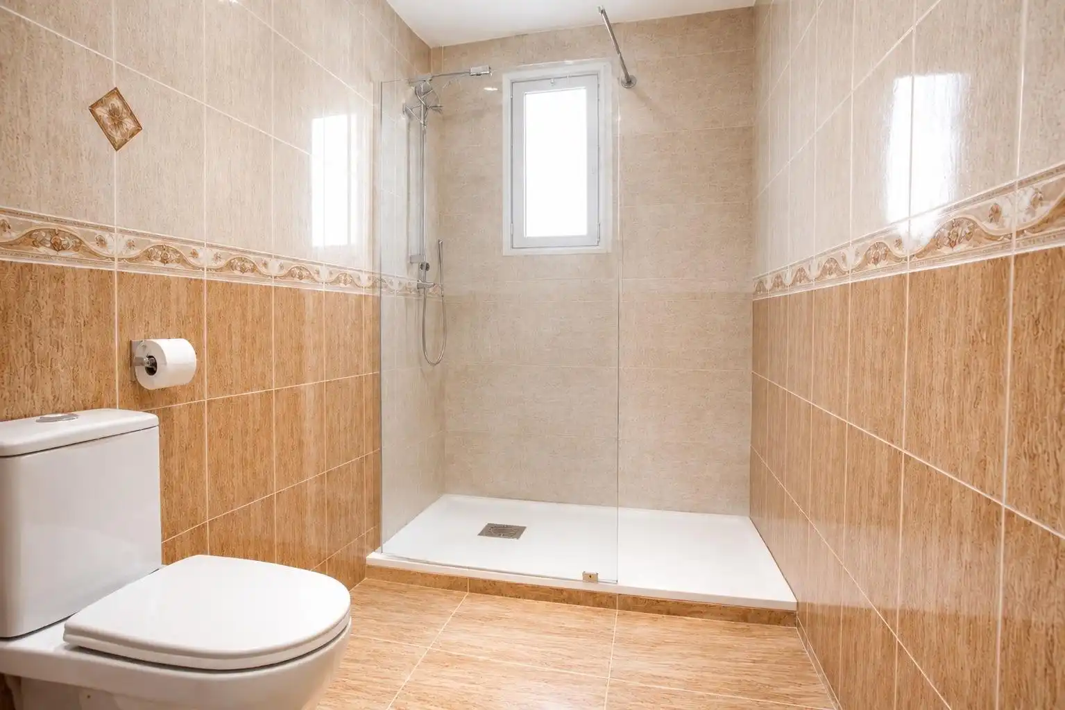 Baño de Ático en venta en Massamagrell con Aire acondicionado, Terraza y Trastero