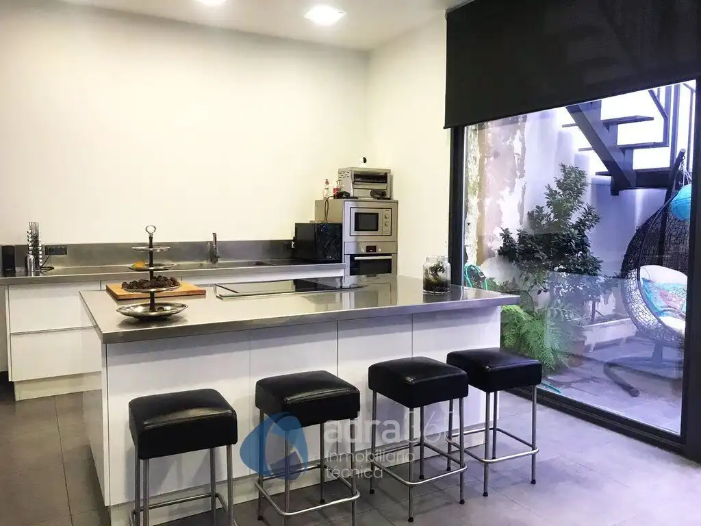 Kitchen of Flat for sale in  Logroño  with Air Conditioner, Heating and Private garden