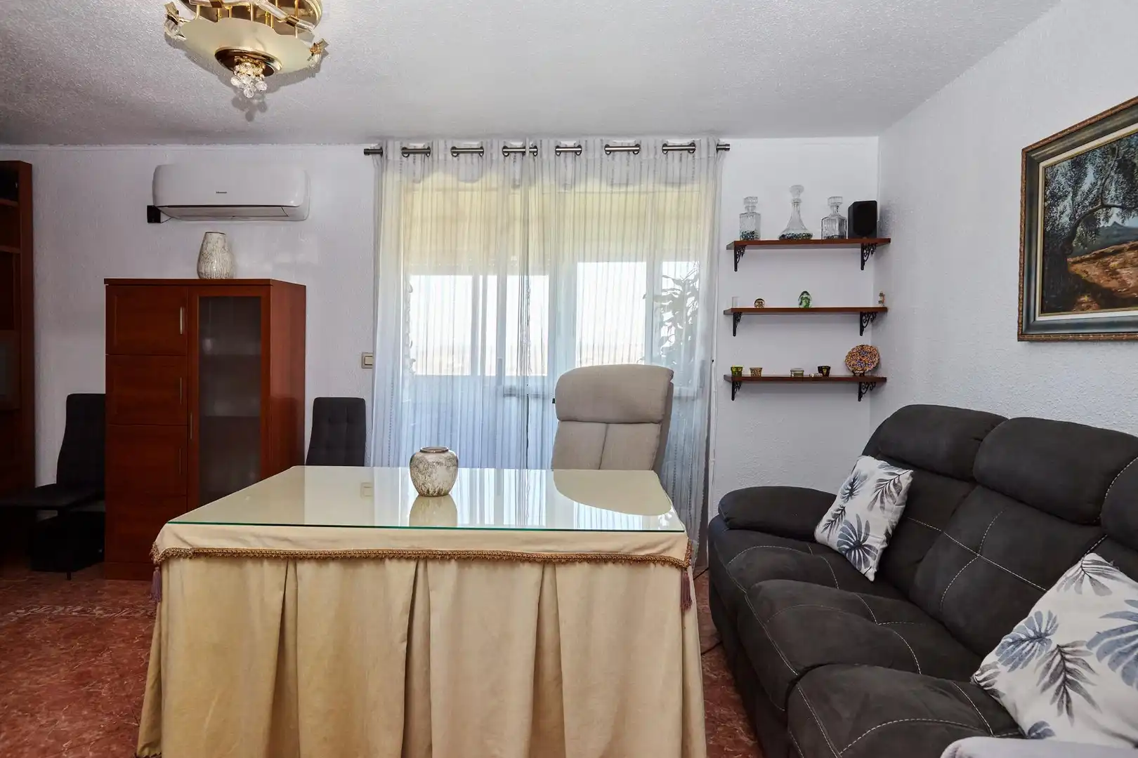 Sala d'estar de Pis en venda en Jaén amb Aire condicionat