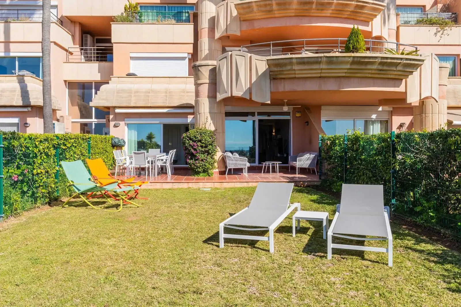 Apartament amb piscina en venda a Calle los Granados 18, imagen 3