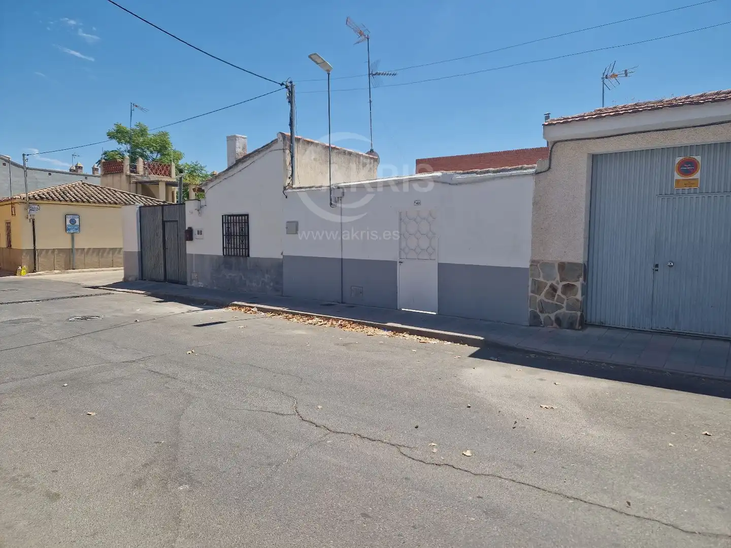 House to rent in Alcazar