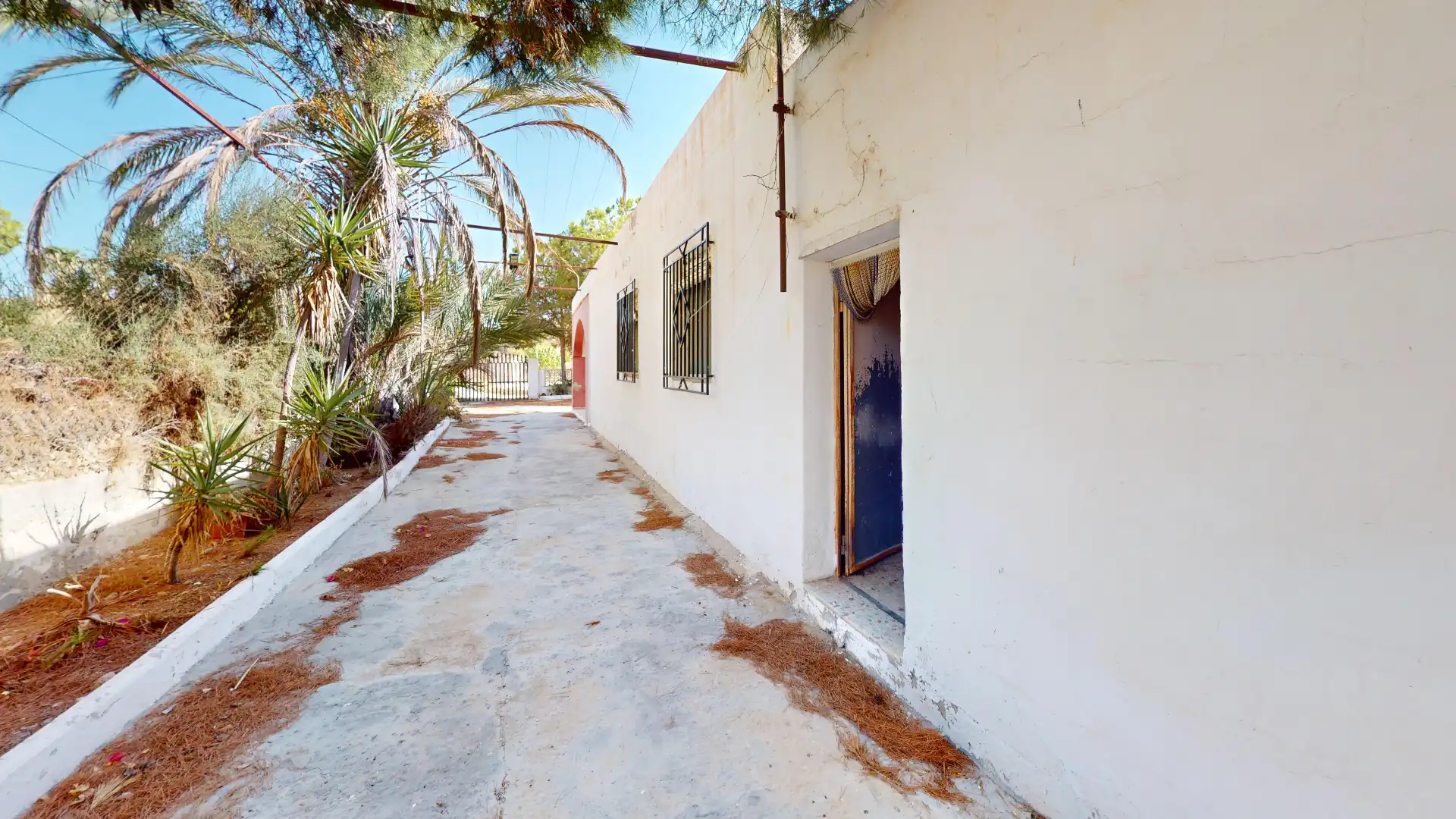 Vista exterior de Casa o xalet en venda en Crevillent amb Moblat