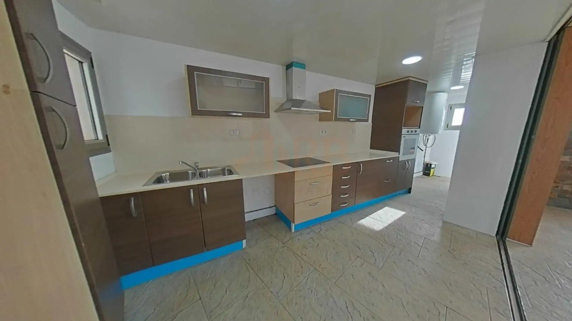 Cuina de Dúplex en venda en Castelldefels amb Terrassa
