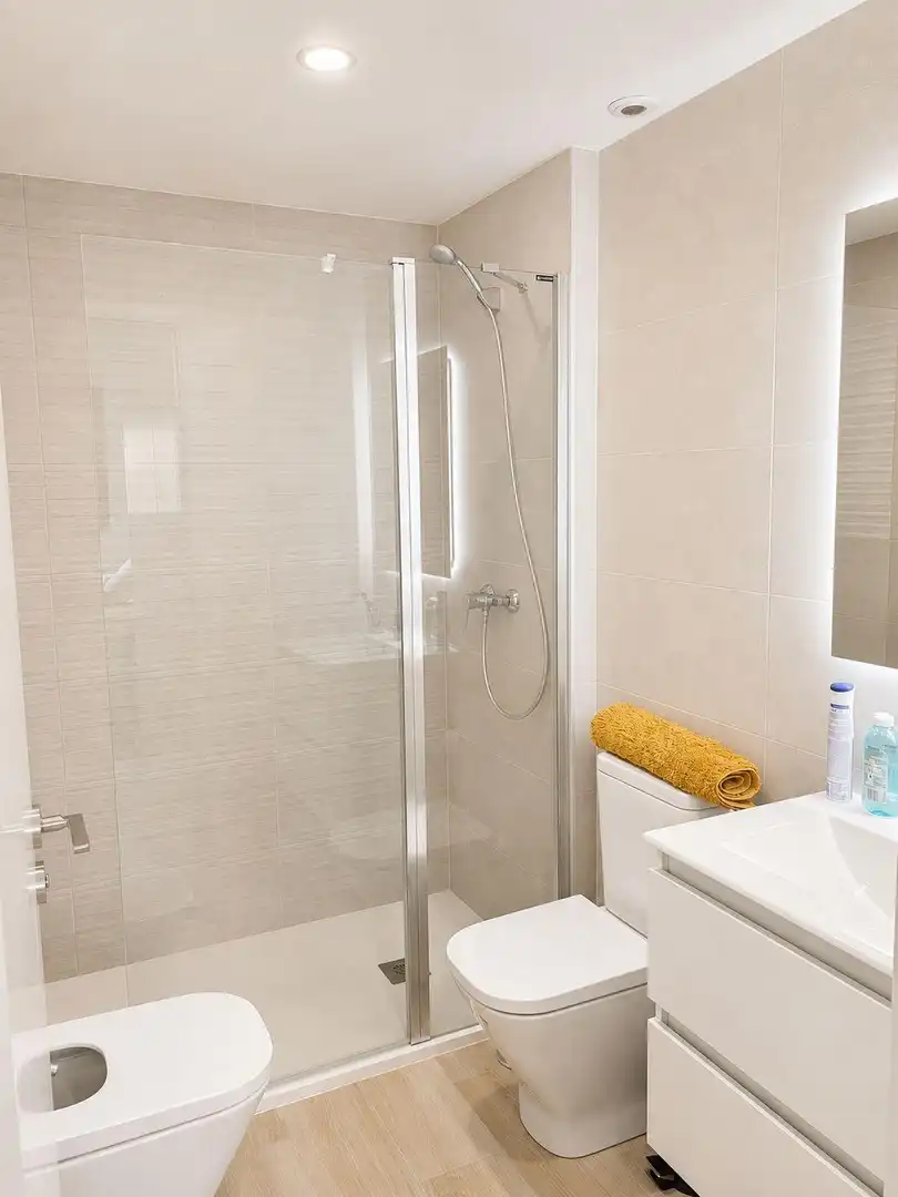 Bathroom of Flat for rent in Córdoba  with Heating, Terrace and Storage room