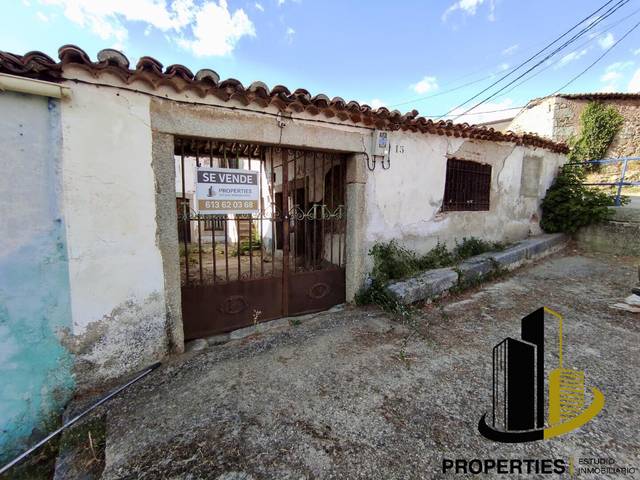 Casa-chalet en Venta en Fuentes de Béjar