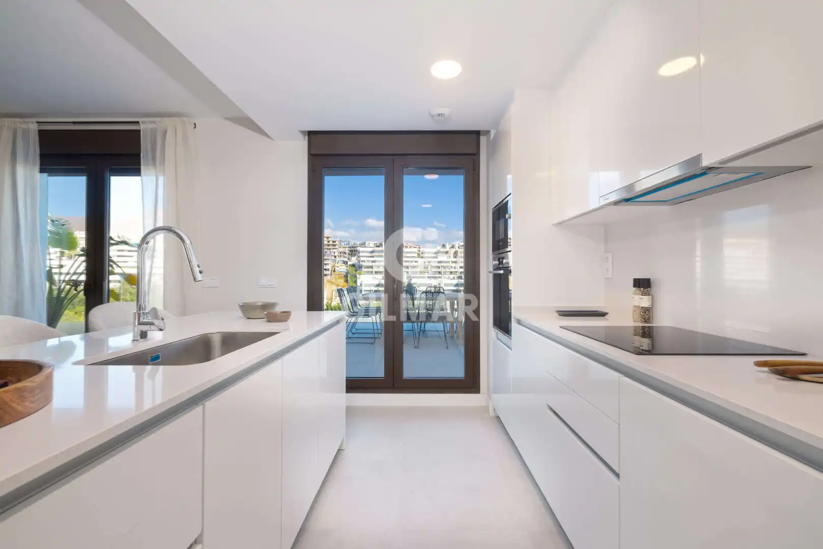 Cocina de Ático en venta en Estepona con Calefacción, Trastero y Piscina