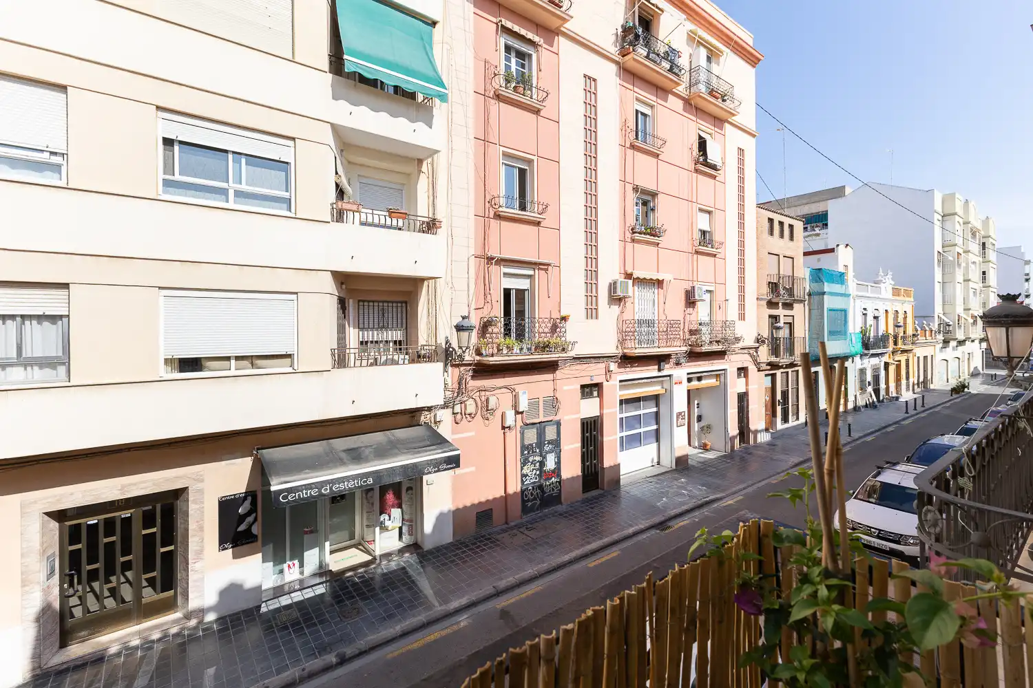Außenansicht von Wohnung zur Miete in Valencia mit Klimaanlage, Heizung und Parkett