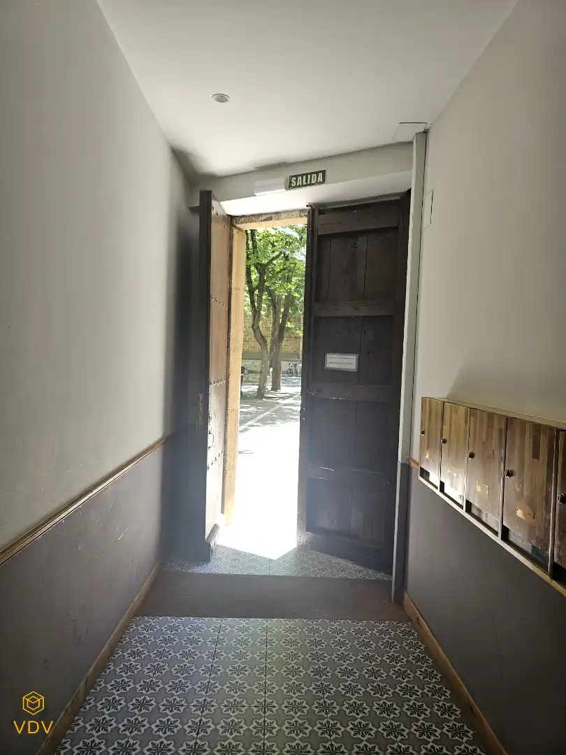 Apartments for sale in  Pamplona / Iruña  with Heating, Parquet flooring and Furnished