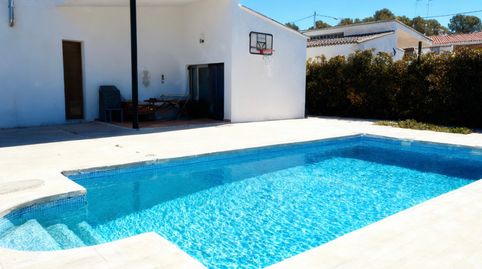 CHALET UNIFAMILIAR EN URBANIZACIÓN MAS PAVÍA (TURÍS – VALENCIA).