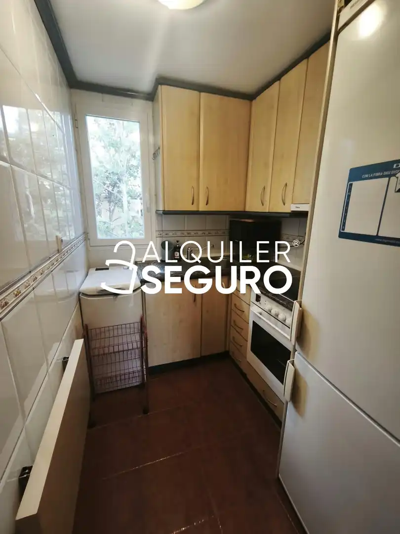 Cuina de Pis de lloguer en Zaragoza amb Aire condicionat, Calefacció i Terrassa
