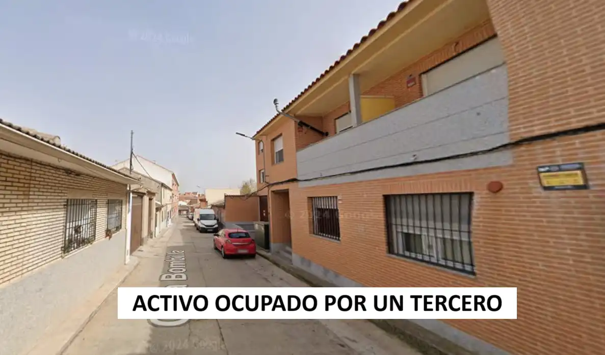 Vista exterior de Piso en venta en El Carpio de Tajo