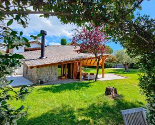 Garden of House or chalet for sale in Seva  with Air Conditioner, Heating and Private garden