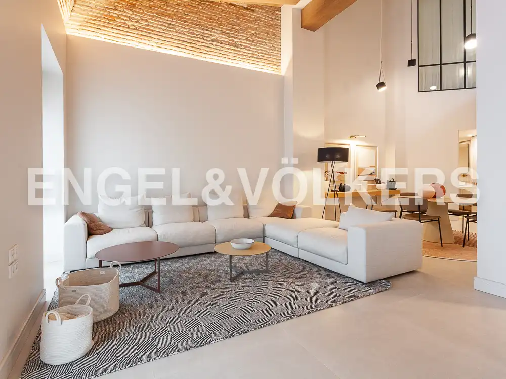 Sala d'estar de Àtic de lloguer en Valencia amb Aire condicionat, Calefacció i Terrassa