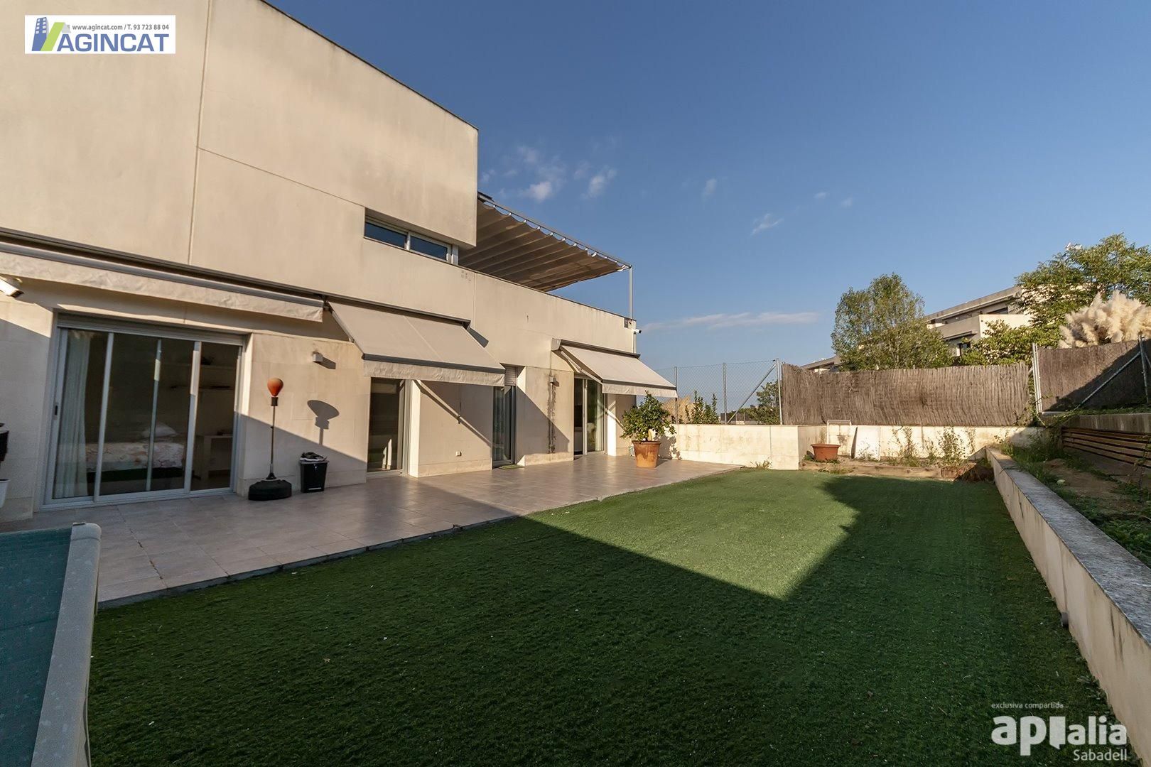 Single-family semi-detached for sale in Sant Quirze Parc- Vallsuau - Castellet