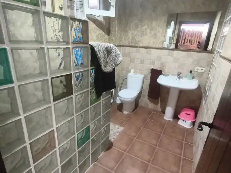 Bany de Pis en venda en Córdoba amb Aire condicionat, Jardí privat i Traster