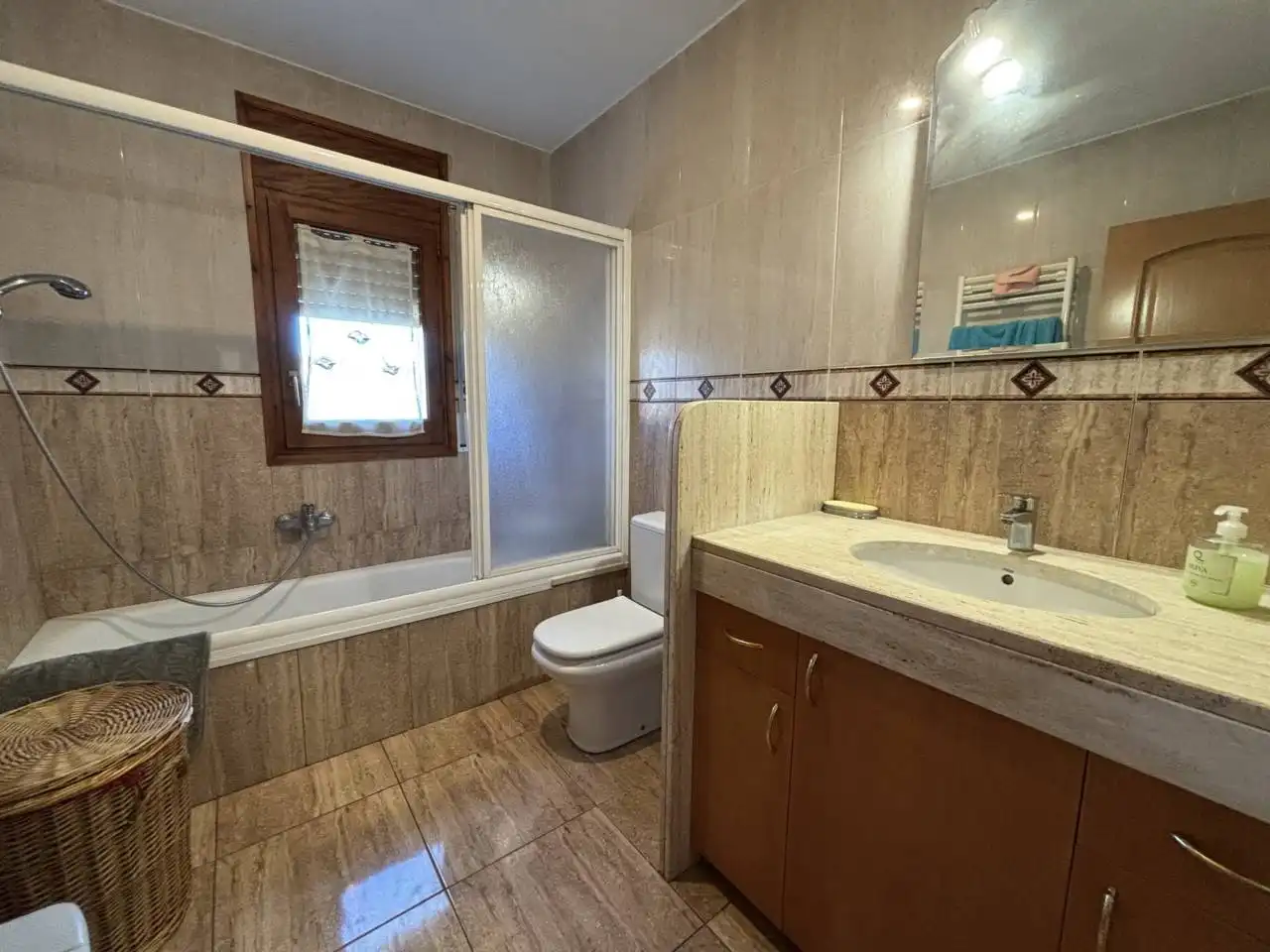 Baño de Casa o chalet en venta en Perafita con Aire acondicionado, Calefacción y Jardín privado