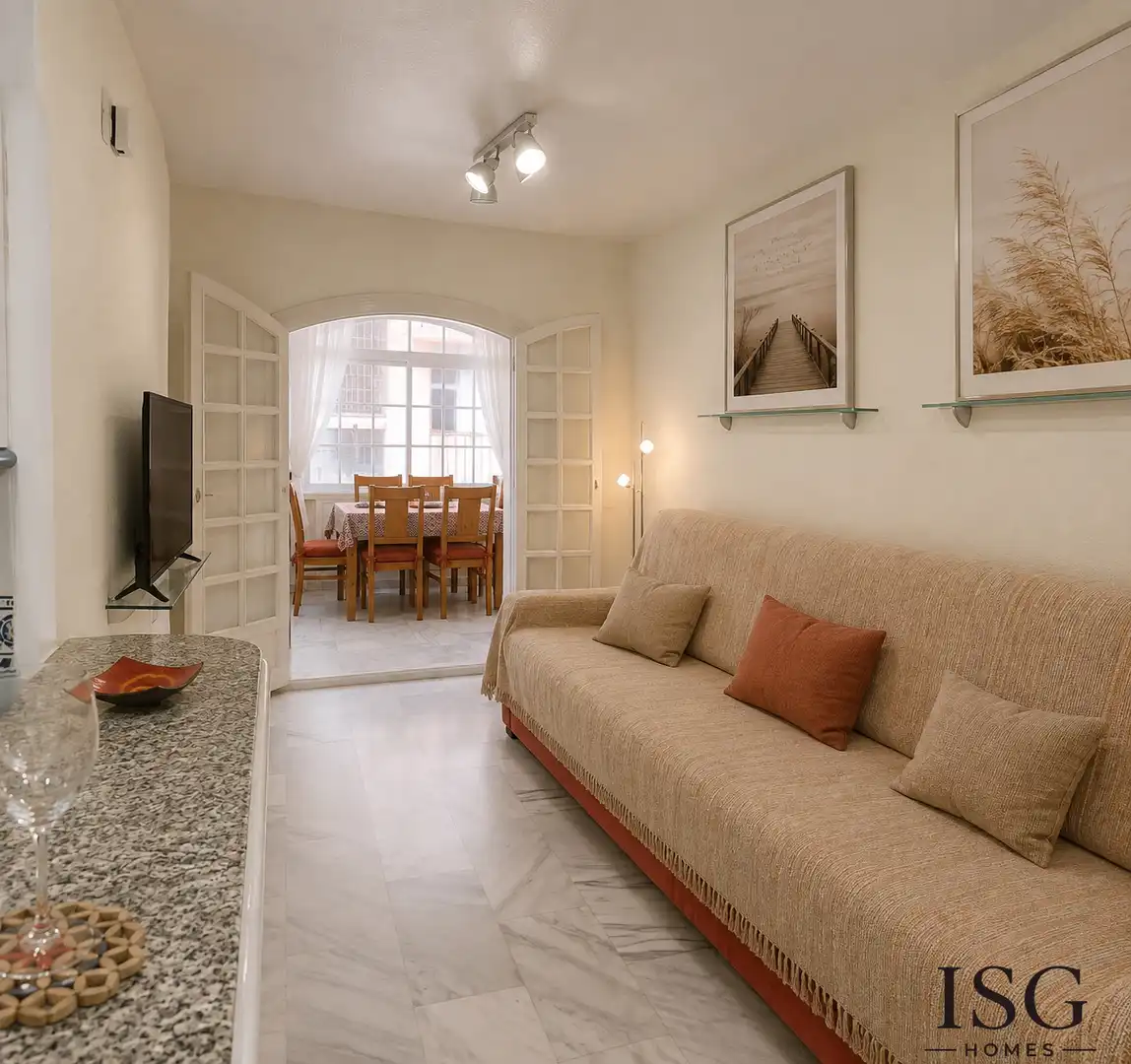 Sala de estar de Apartamento en venta en Torrevieja con Trastero, Balcón y Piscina comunitaria