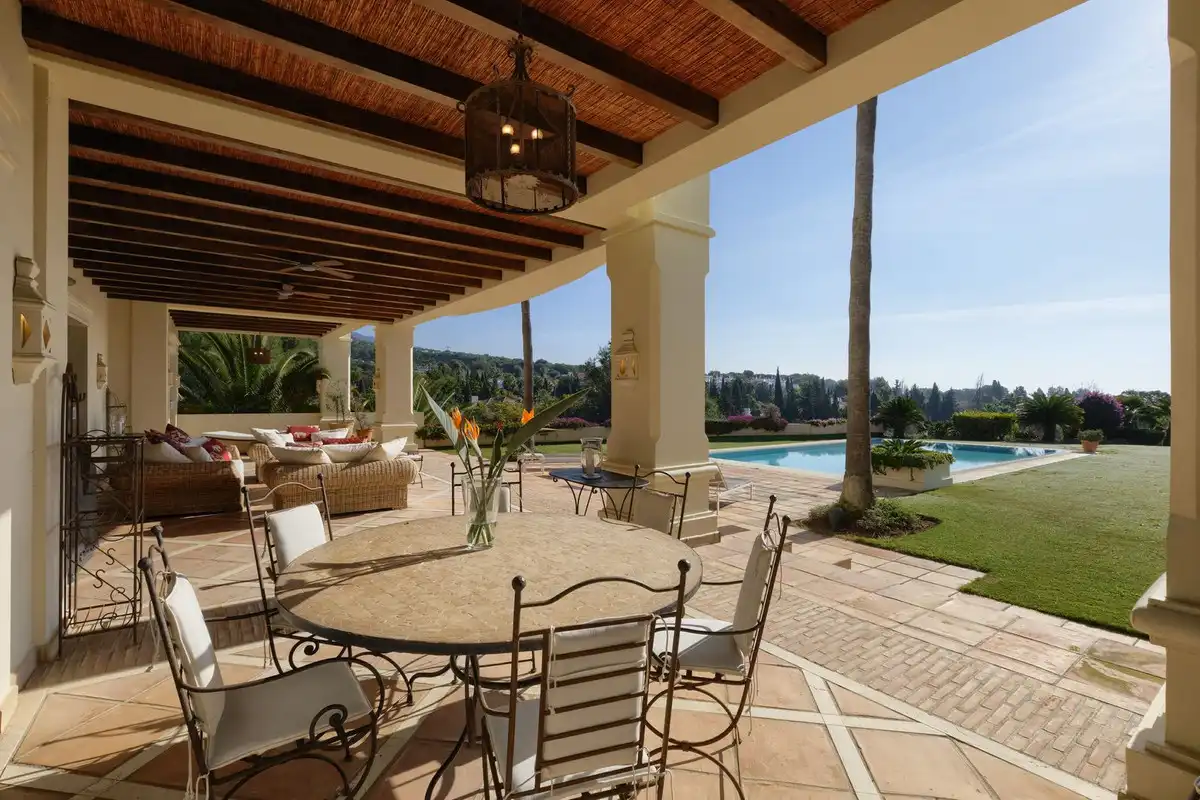 Chalet con piscina en venta en Milla de Oro, imagen 11