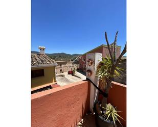 Vista exterior de Casa adosada en venda en Sant Joan de Moró amb Terrassa