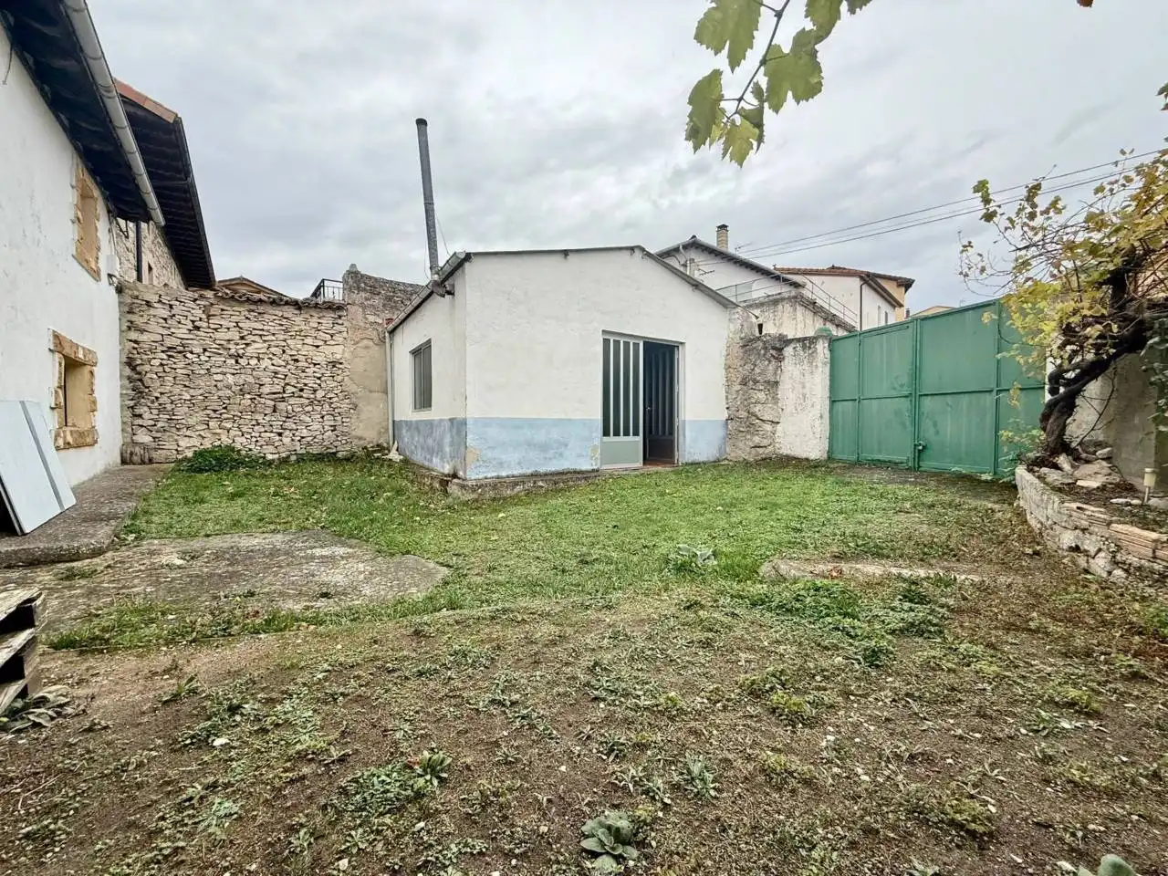 Vista exterior de Casa o chalet en venta en Villarcayo de Merindad de Castilla la Vieja con Calefacción y Jardín privado