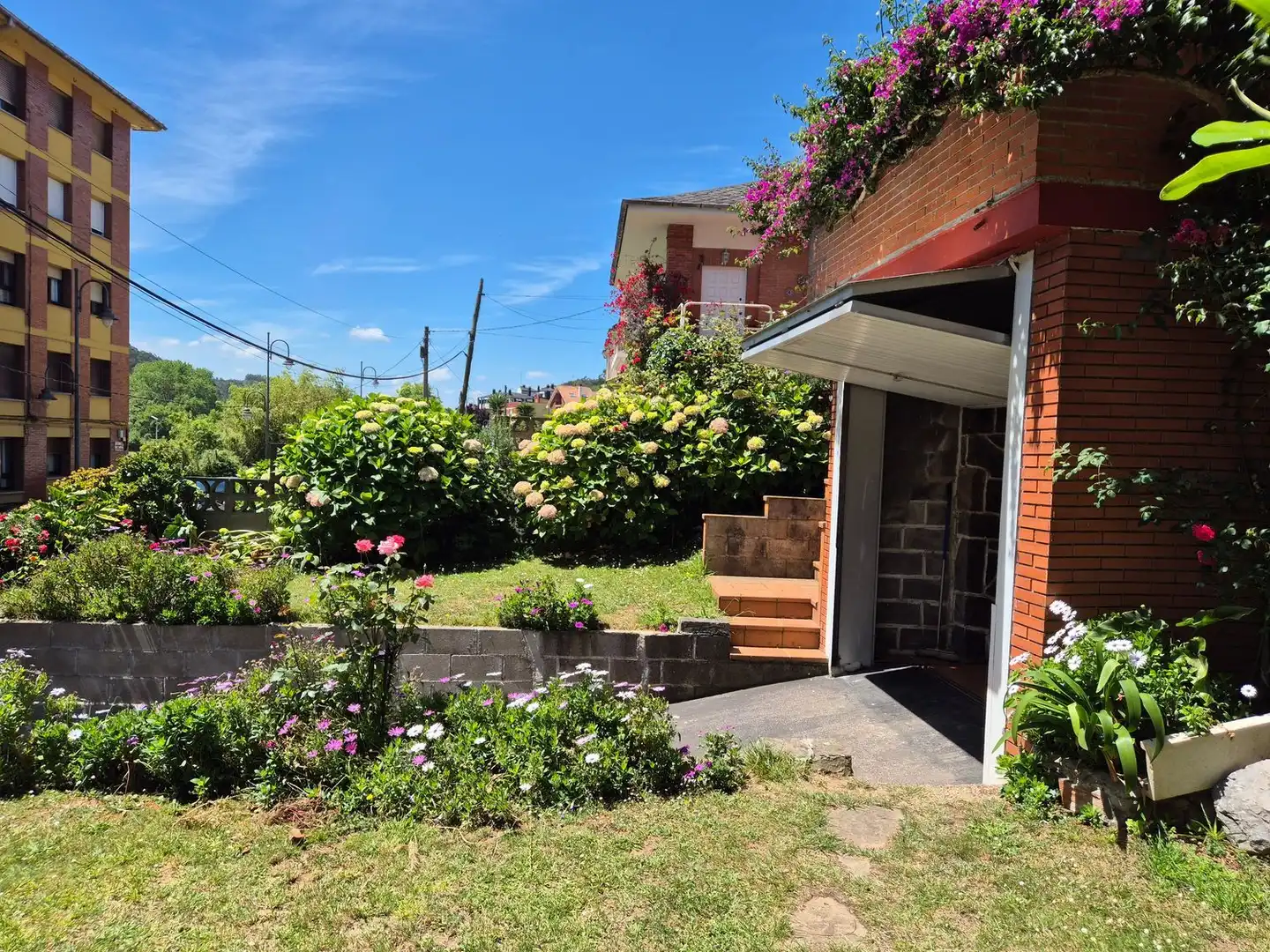 Garden of Houses for sale in Carreño  with Heating, Terrace and Storage room