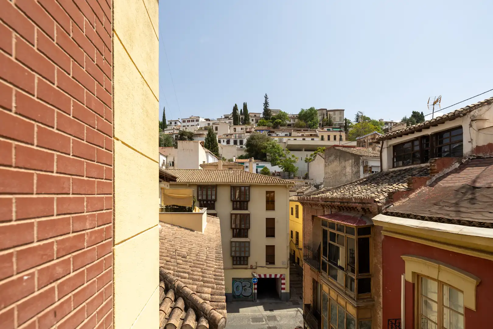 Exterior view of Flat for rent in Granada  with Heating and Furnished